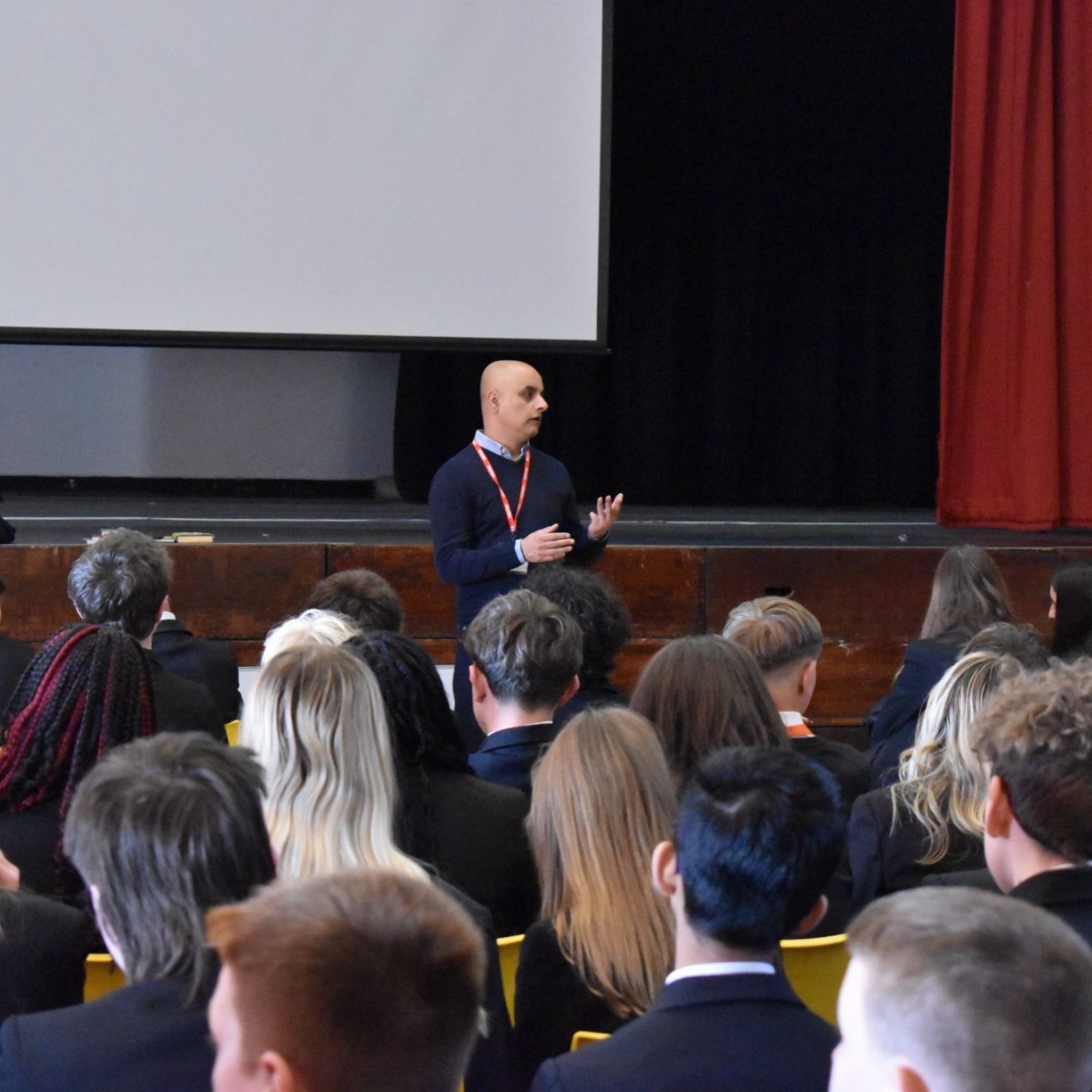 The Hinckley School - Students Learn from Leading Teen Fiction Author ...